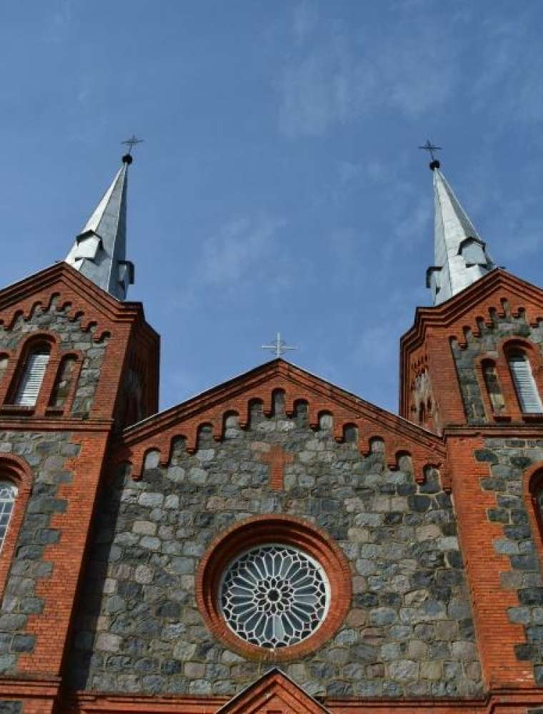 Riebiņu Sv. Pētera un Pāvila Romas kat.baznīca