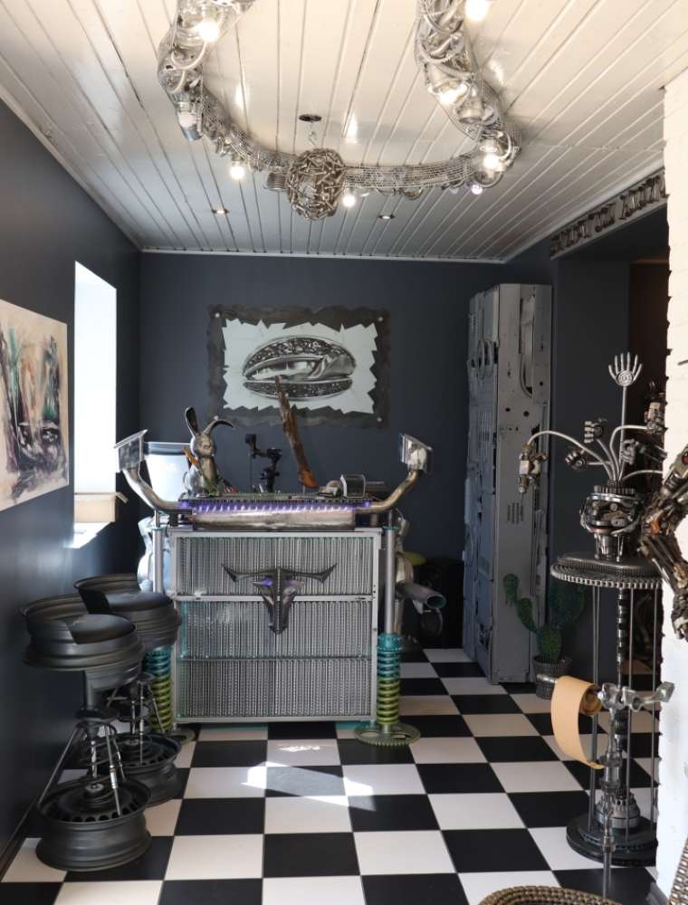 Nester Custom Design art gallery