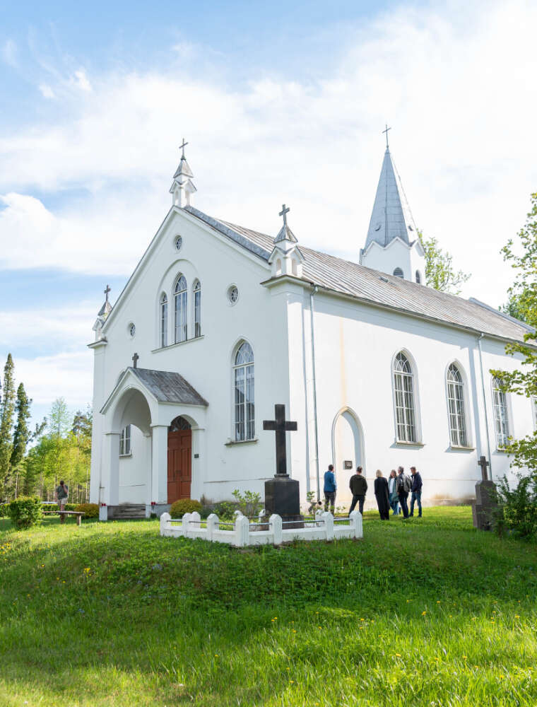 Vanagu Šv. Onos Romos katalikų bažnyčia