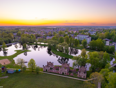 Preiļu muižas komplekss un parks. Preiļu pils