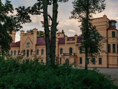 Preiļu muižas komplekss un parks. Preiļu pils
