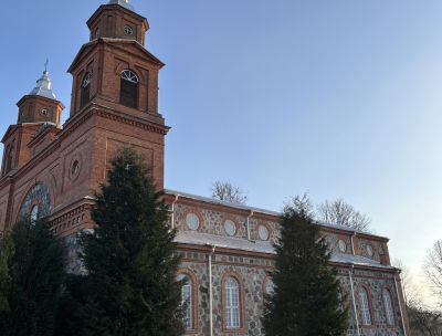 Vārkavas Vissvētās Trīsvienības Romas katoļu draudzes baznīca