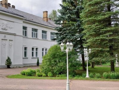 Apple Manor & Garden Complex
