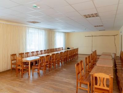 Saunas tautas nama zāle