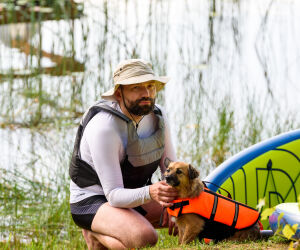 Geļenovas muižas parkā noritējis pirmais SUP saulrieta brauciens pa Jašas–Bicānu ezeru